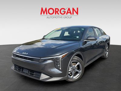 2025 Kia K4 - Photo 2