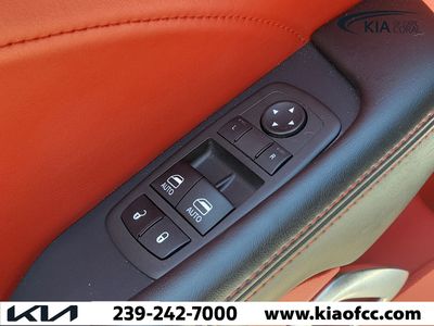 2022 Dodge Challenger - Photo 14