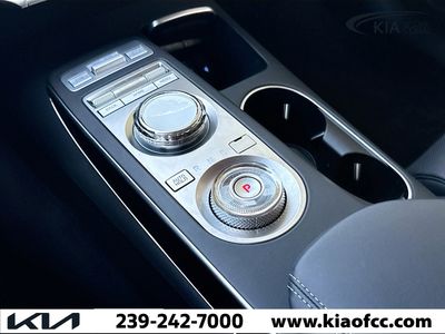 2025 Genesis GV70 - Photo 27