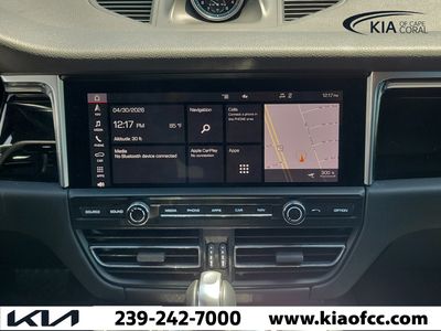 2021 Porsche Macan - Photo 22