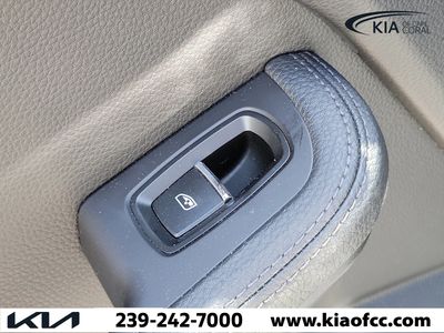 2021 Porsche Macan - Photo 18