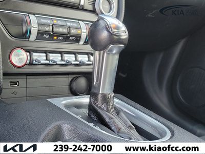 2019 Ford Mustang - Photo 23