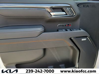 2025 GMC Sierra 1500 - Photo 18