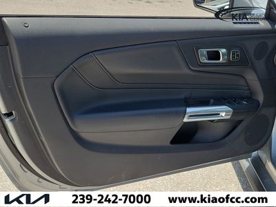 2024 Ford Mustang - Photo 12