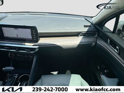 2023 Kia K5 - Photo 17
