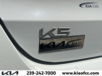2023 Kia K5 - Photo 11