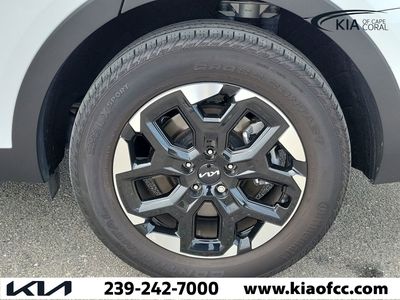 2025 Kia Sorento - Photo 10