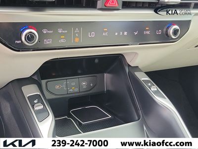 2025 Kia Sorento - Photo 27
