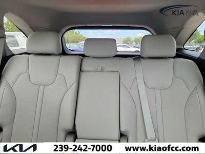 2025 Kia Sorento - Photo 12