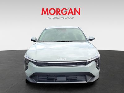 2025 Kia K4 - Photo 2