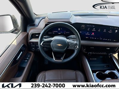 2025 Chevrolet Suburban - Photo 16