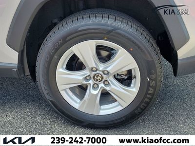 2021 Toyota RAV4 - Photo 10