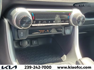 2021 Toyota RAV4 - Photo 32