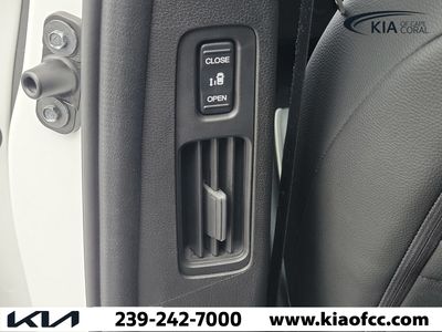 2025 Honda Odyssey - Photo 18