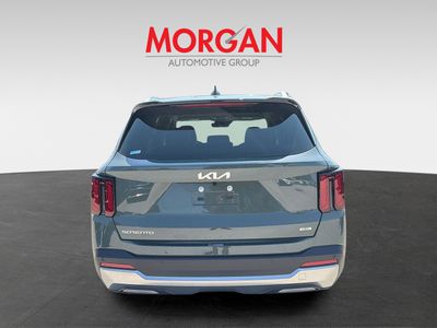 2026 Kia Sorento Hybrid - Photo 4
