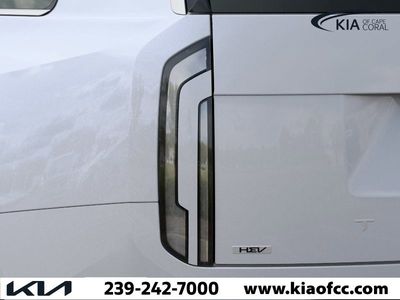 2027 Kia Telluride Hybrid - Photo 11