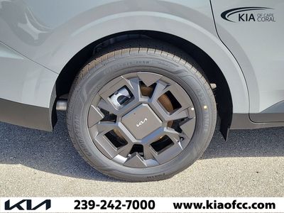 2026 Kia Carnival Hybrid - Photo 9