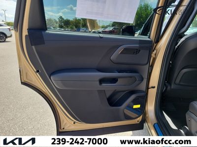 2027 Kia Telluride Hybrid - Photo 16