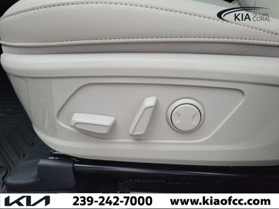 2026 Kia Sorento Hybrid — photo 23 view