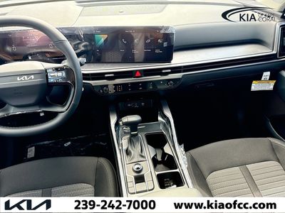 2026 Kia Sorento — photo 17 view