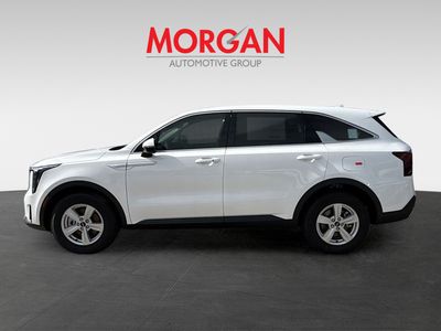 2026 Kia Sorento — side profile view