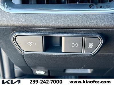 2025 Kia K4 - Photo 32