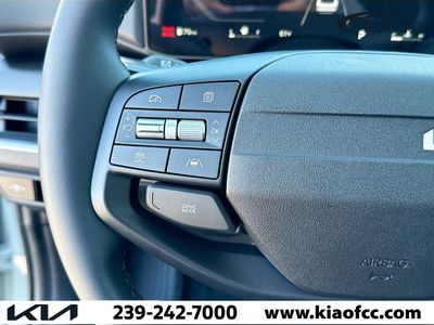 2025 Kia K4 - Photo 34