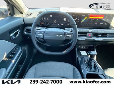 2025 Kia K4 - Photo 15
