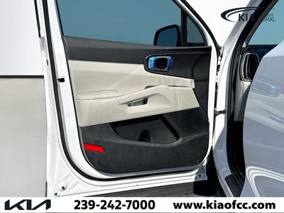 2026 Kia Sorento — photo 21 view