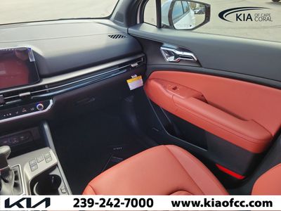 2026 Kia Sportage — photo 17 view