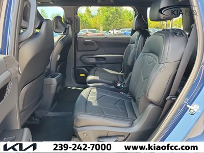 2027 Kia Telluride Hybrid - Photo 13