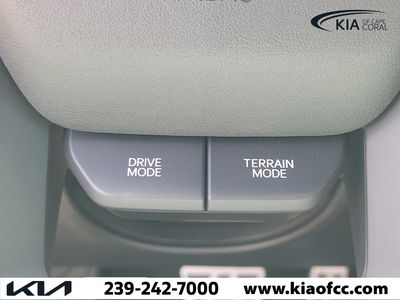 2027 Kia Telluride Hybrid - Photo 29