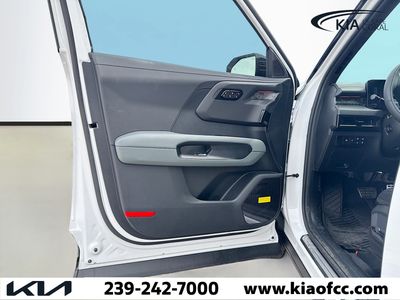 2027 Kia Telluride - Photo 23