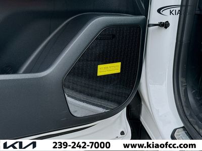 2027 Kia Telluride - Photo 25