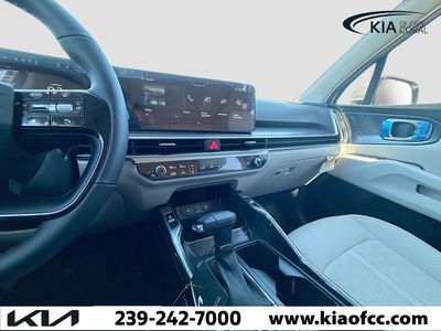 2026 Kia Sorento — photo 28 view