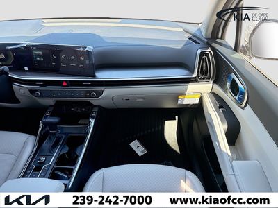 2026 Kia Sorento — photo 17 view