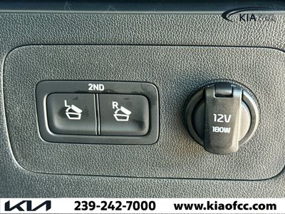 2026 Kia Sorento — photo 12 view