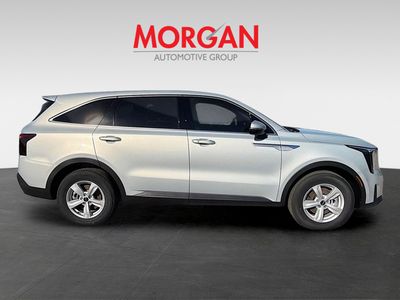2026 Kia Sorento - Photo 6