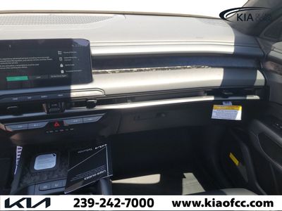 2027 Kia Telluride - Photo 22