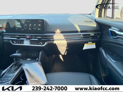 2026 Kia Sportage — photo 17 view