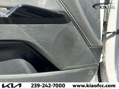 2026 Kia K5 — photo 21 view
