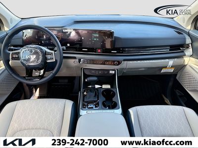 2026 Kia Carnival - Photo 17