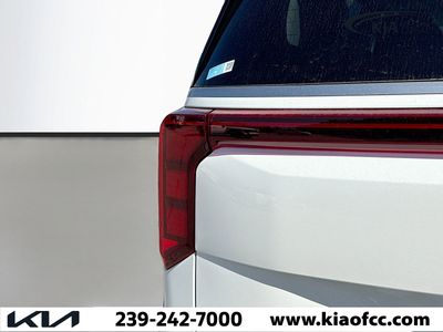2026 Kia Carnival — photo 9 view
