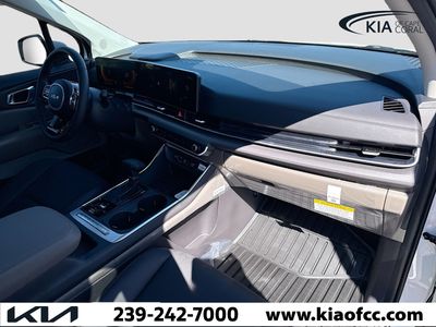 2026 Kia Carnival — photo 13 view