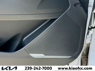 2026 Kia Sportage - Photo 22