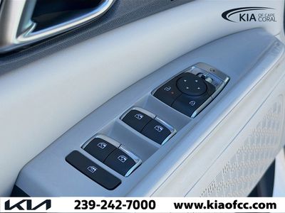 2026 Kia Carnival Hybrid — photo 24 view