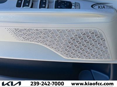 2026 Kia Carnival Hybrid — photo 25 view