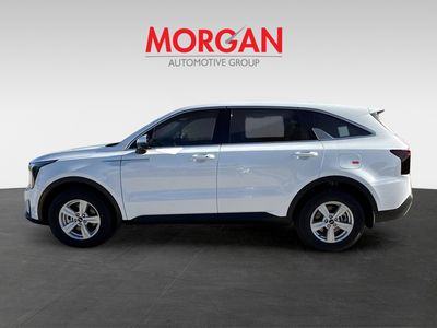 2026 Kia Sorento — side profile view
