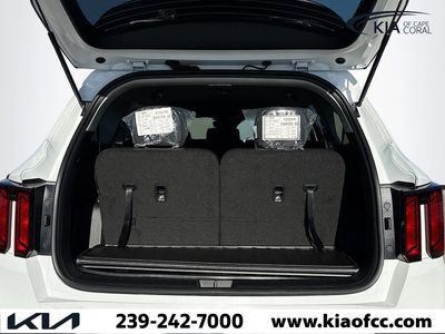 2026 Kia Sorento — photo 11 view