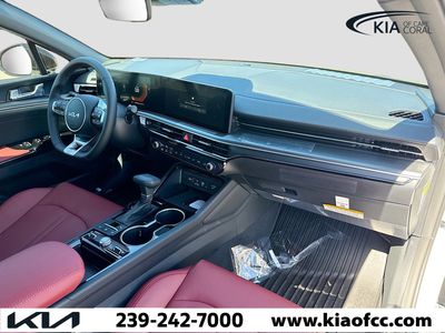 2026 Kia K5 — photo 12 view